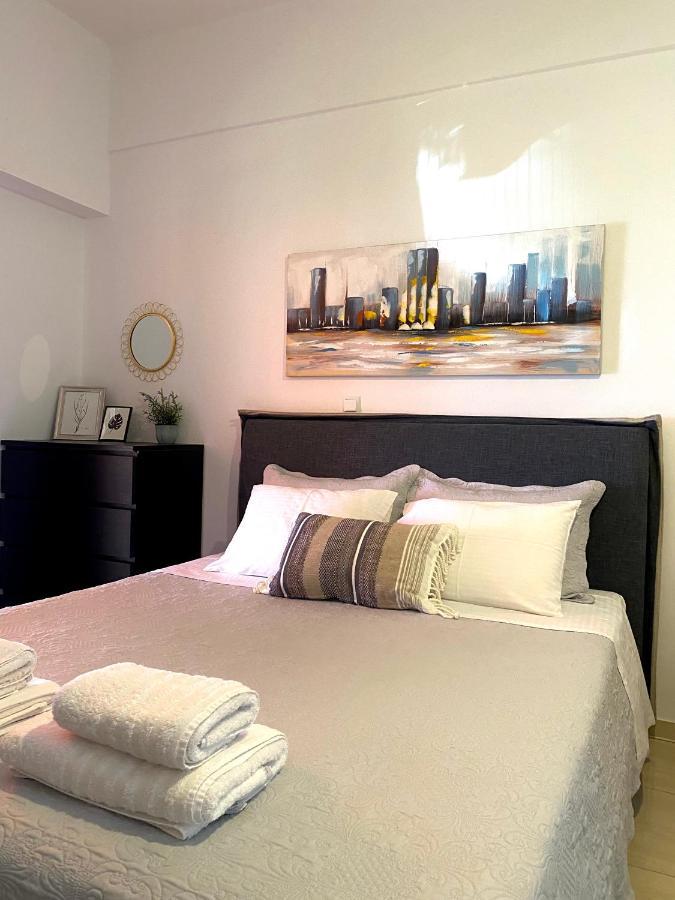 Rania'S House Apartment Methana Luaran gambar