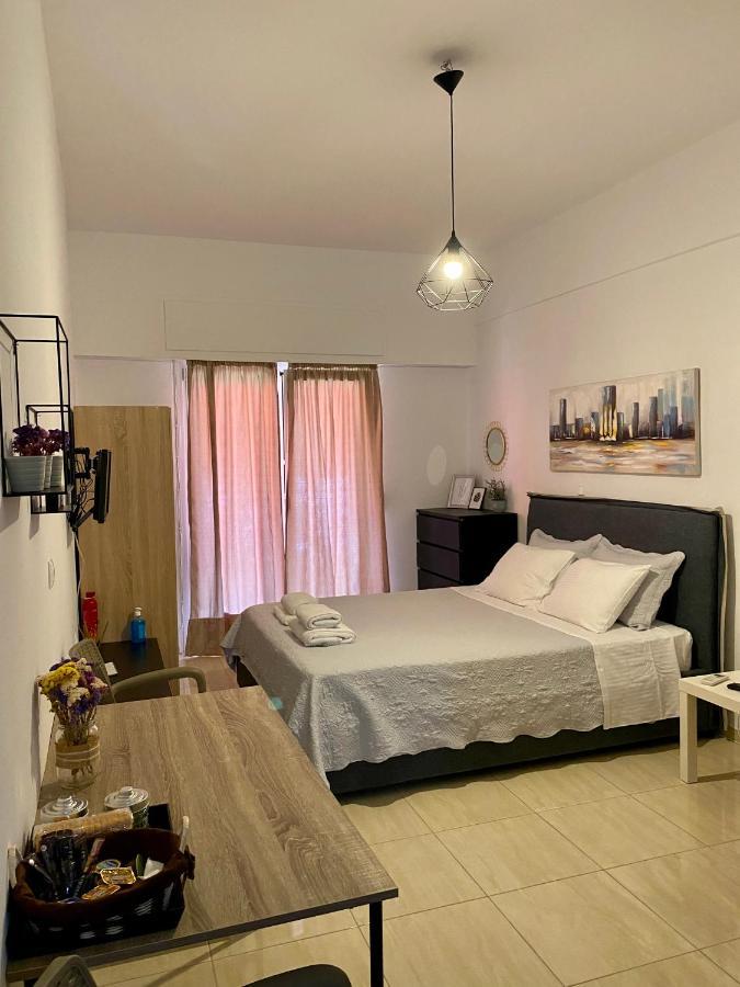 Rania'S House Apartment Methana Luaran gambar